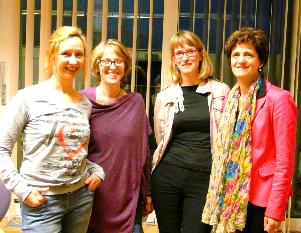 Juz Aussee Mag. Douschan Alexandra, Jugendausschussvorsitzende Grabner Monika, Vortragende Mag. Sonja Kargl Kriebernegg, Vz. Bürgermeisterin Johanna Köberl
