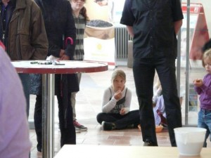 weristhierderknstlersofie0